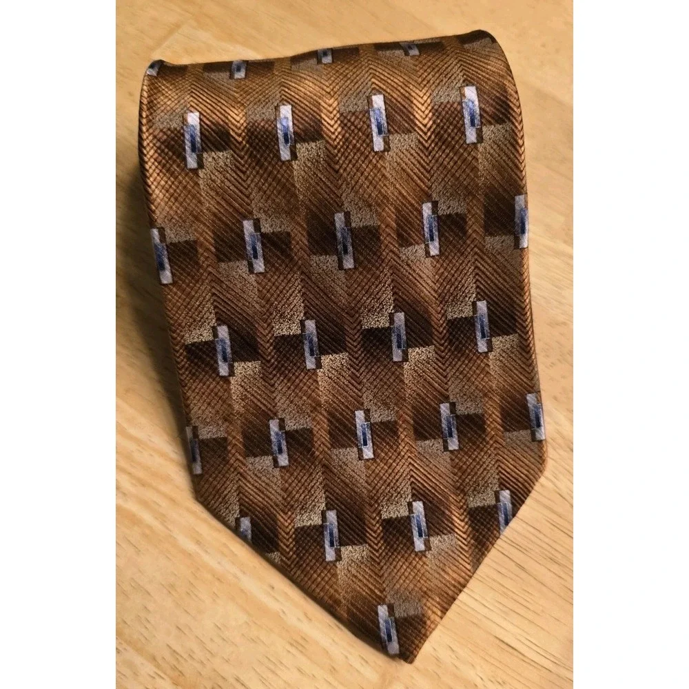 Handmade Men's Bronze Tan Geometric Abstract Silk Tie Blue White Professional